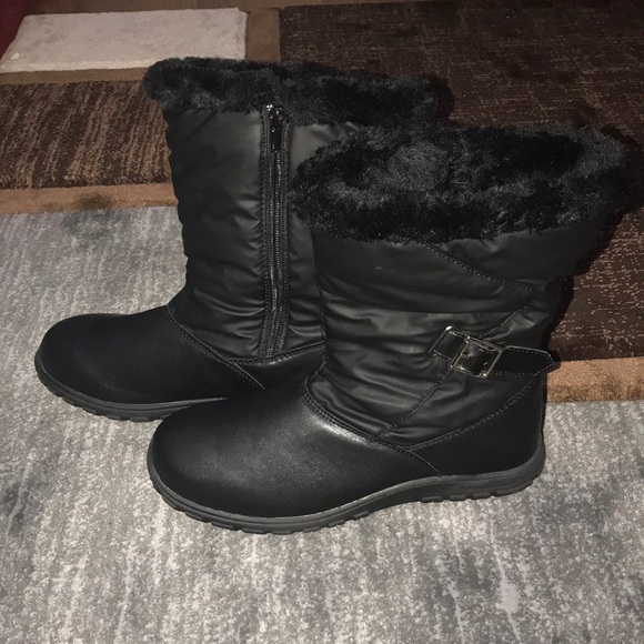 New women’s Thermolite black boots - Picture 3 of 7